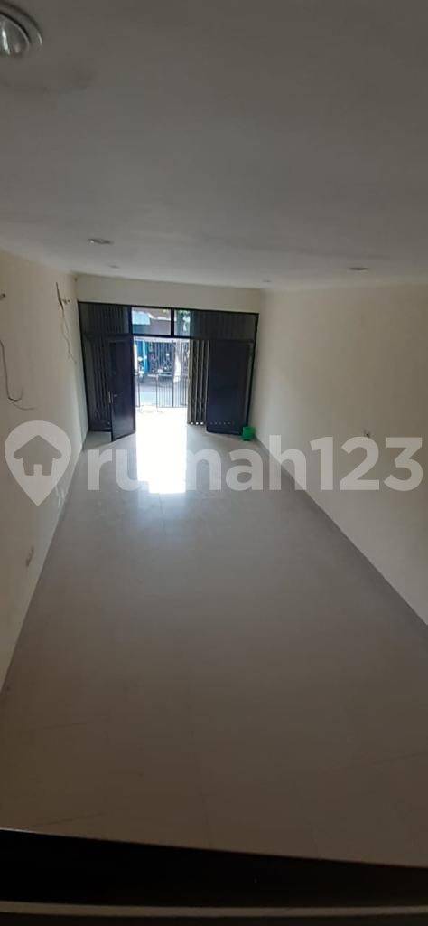 3.5-Story Commercial Building/Office Space near Bakmi Asoei Tanjung Duren
