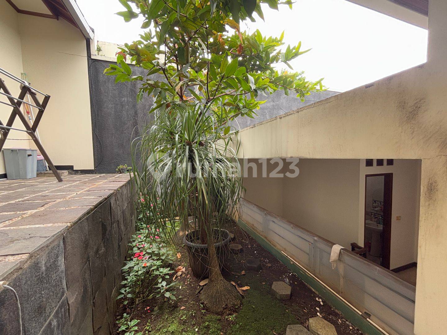 Luxury Rental House in Premium Pasteur/Sukajadi Location