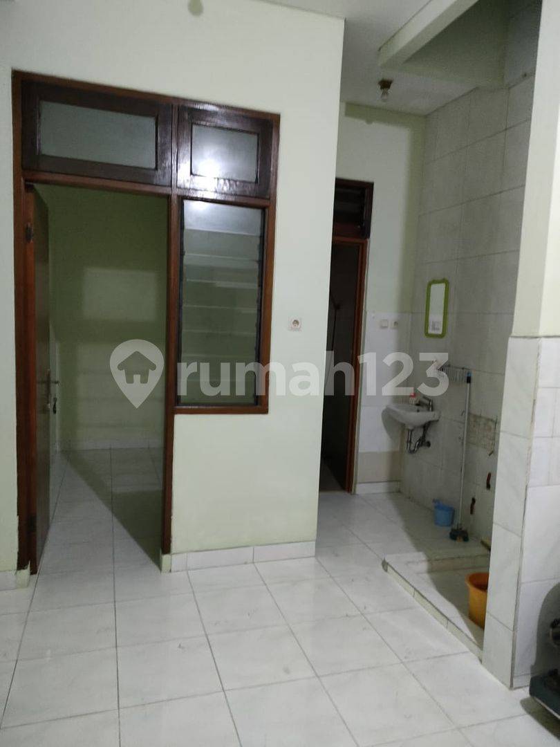 3-Bedroom Semi-Furnished House with Amenities