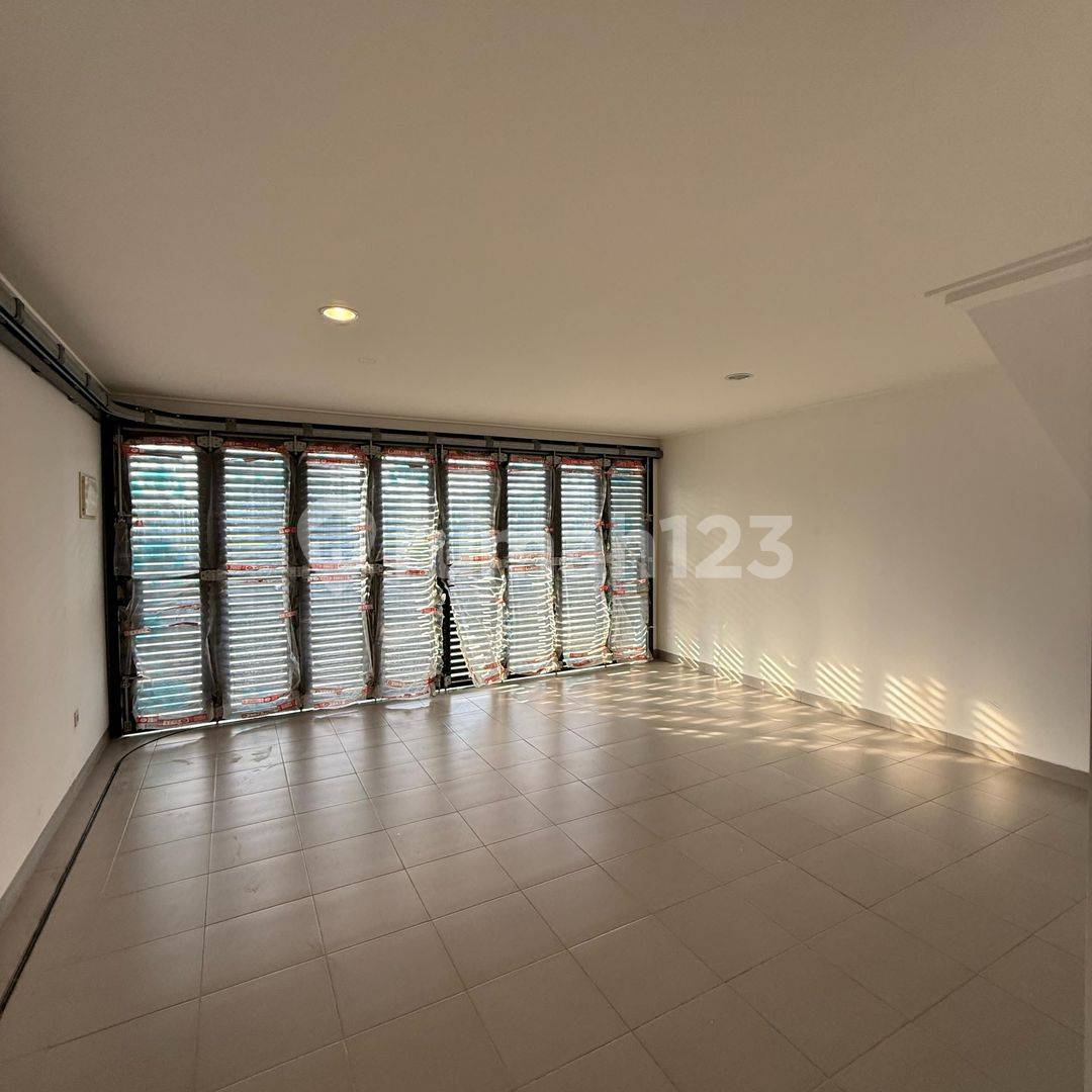 Spacious 2-Story House in PIK 2 - 4 Bedrooms, Large Area