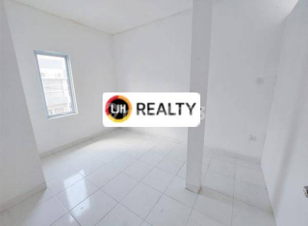 Townhouse in Tiban - 2 Bedrooms, Strategic Location