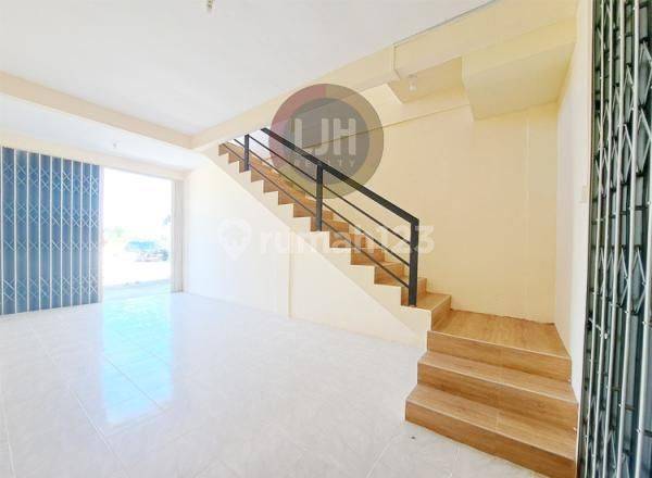Two-Story Townhouse Near Putra Batam University