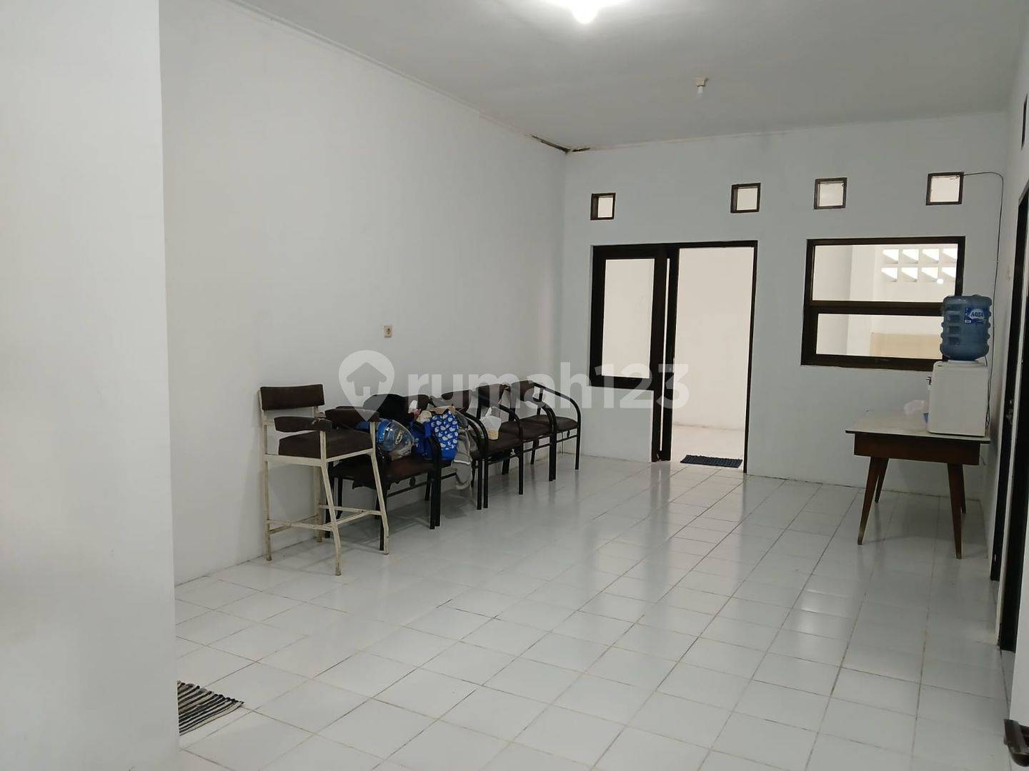 Ready to occupy house in Taman Kopo Ketapang complex