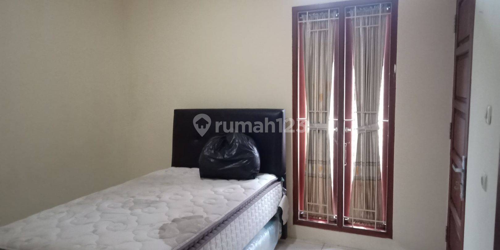 Cheapest 2-Story House in Jagakarsa - Lenteng Agung Location