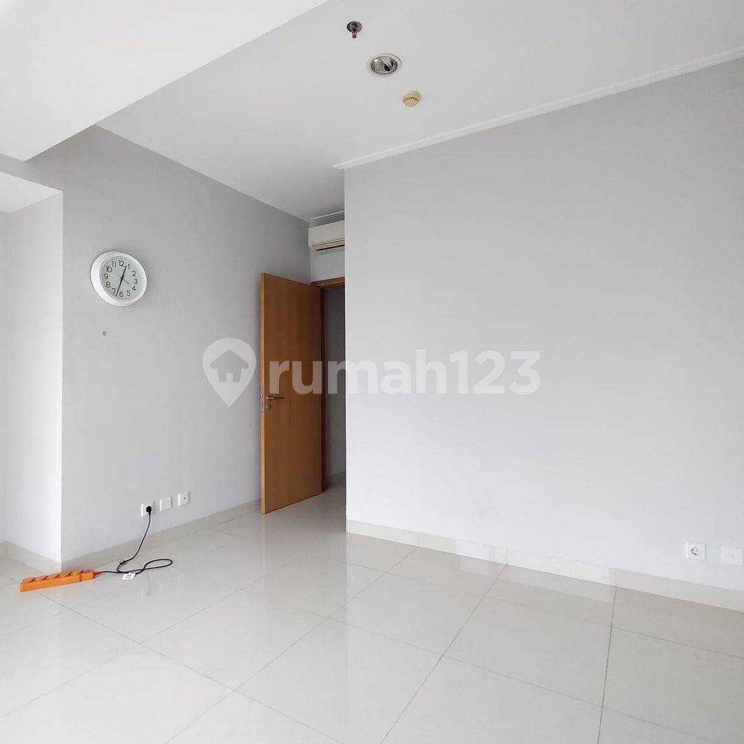 Коммерческое помещение Ruko Boulevard - 4.5x17м, 2.5 этажа