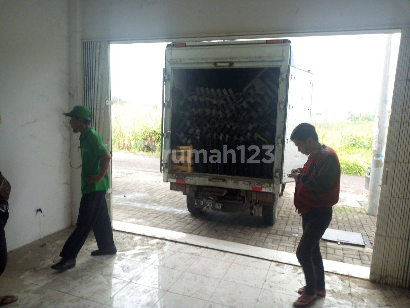 Shop House in Green City, East Surabaya - Strategic Location Near Campus