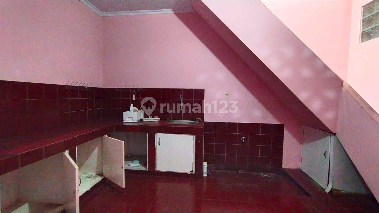 Rumah Tinggal Strategis di Cipete Jakarta Selatan - Ideal for Office or Residence