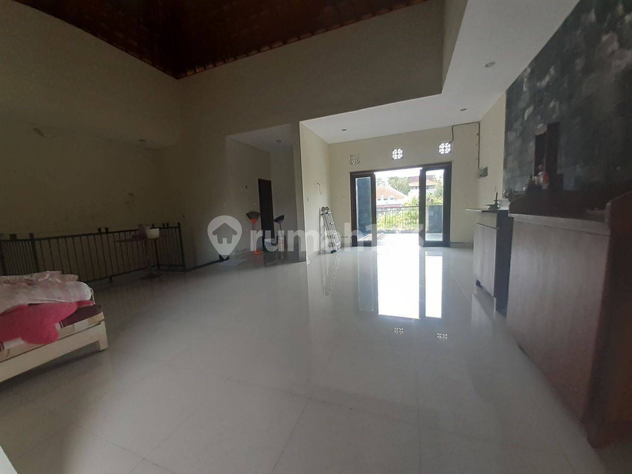 Spacious Property near Gatot Subroto West, Denpasar - Ideal for Living or Office