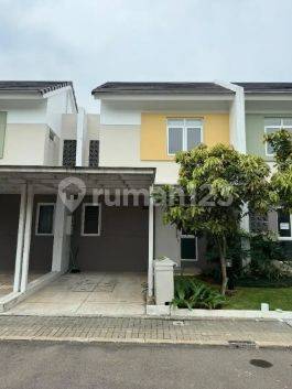 2-Story Comfortable House in Summarecon Gedebage