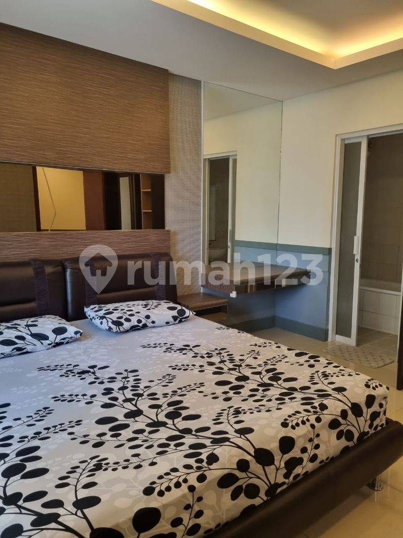 3 Bedroom Apartment in Thamrin Residence, Fully Furnished