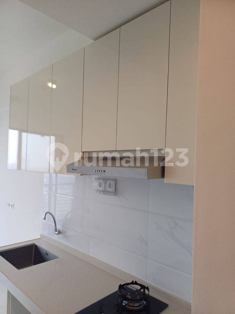 Studio Apartment in Skyhouse BSD, Tower Leonie, Floor 22