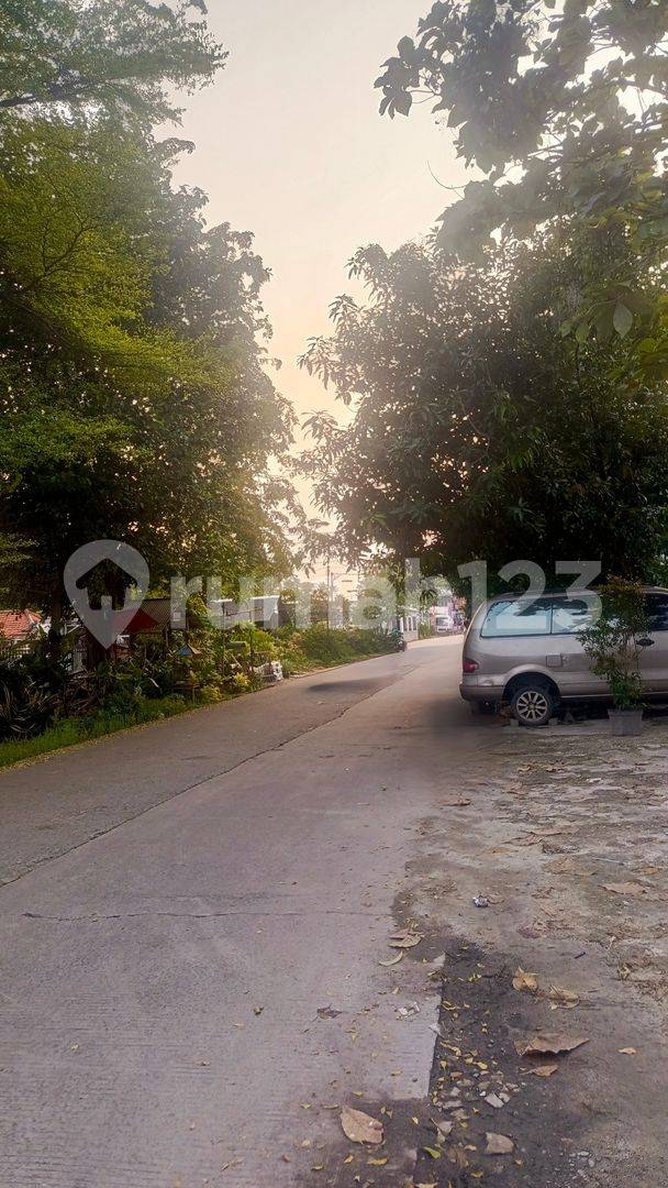 2-Story Commercial Space in Strategic Pondok Bambu Location
