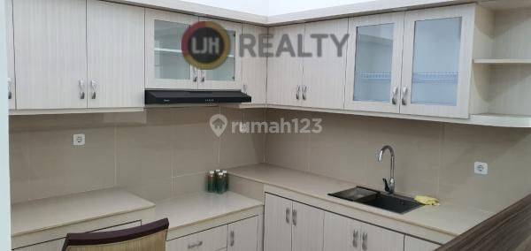 Newly Renovated House in Tomang, West Jakarta