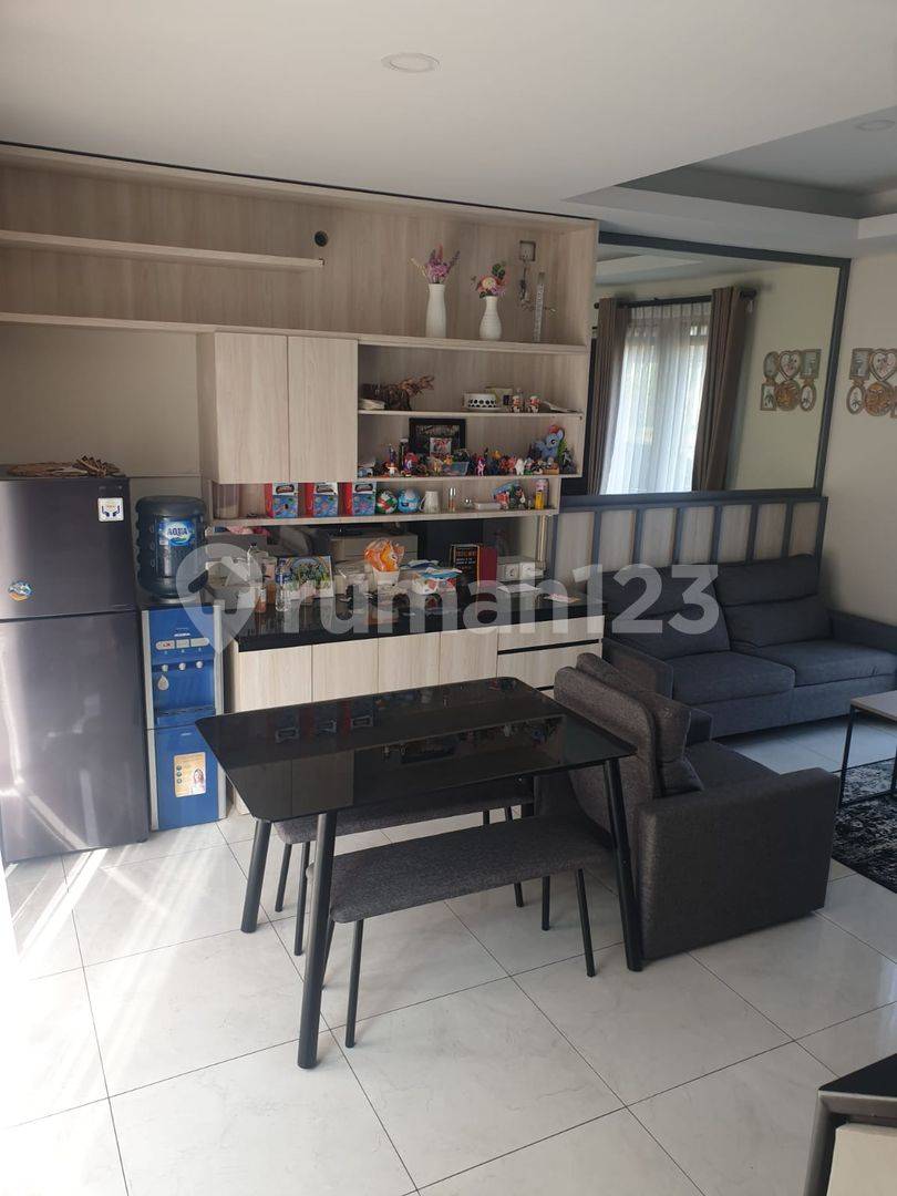 Fully Furnished 2-Story House in Strategic Location