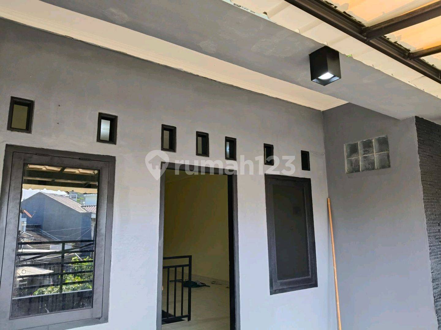 Памулангдағы 2 қабатты үй, 120м², 3 жұмақ, 2 жуынатын бөлме