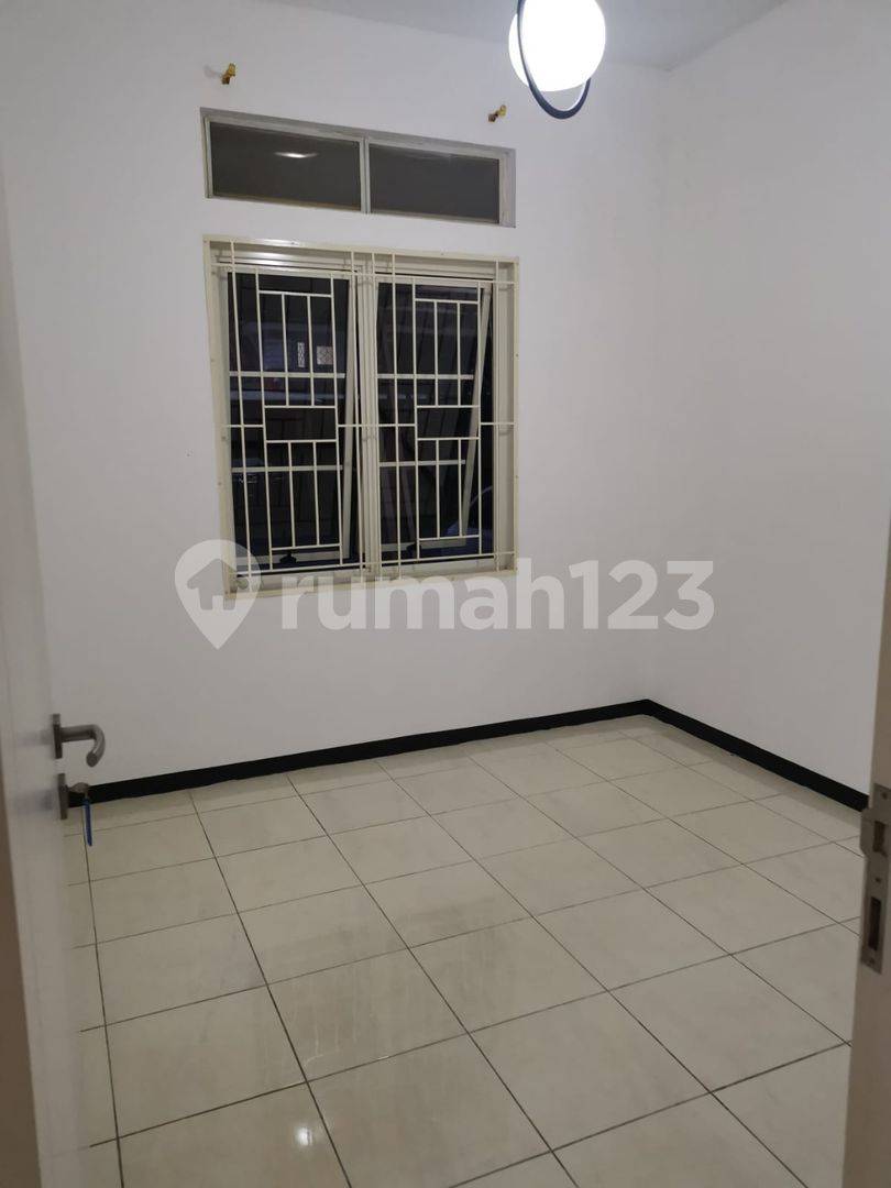Kota Baru Parahyangan-дағы эксклюзивті үй - Отбасылар үшін идеалды