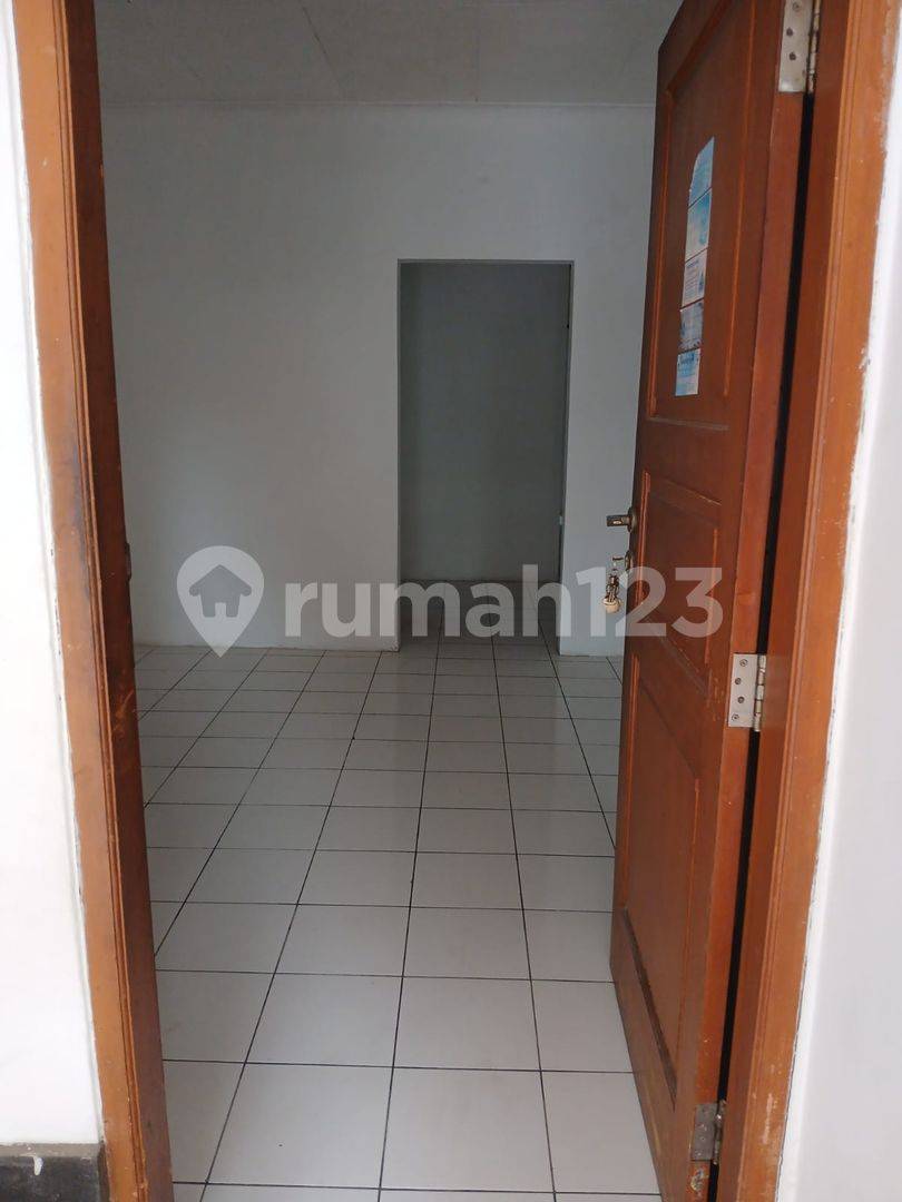 3-Bedroom House in Samarinda Antapani