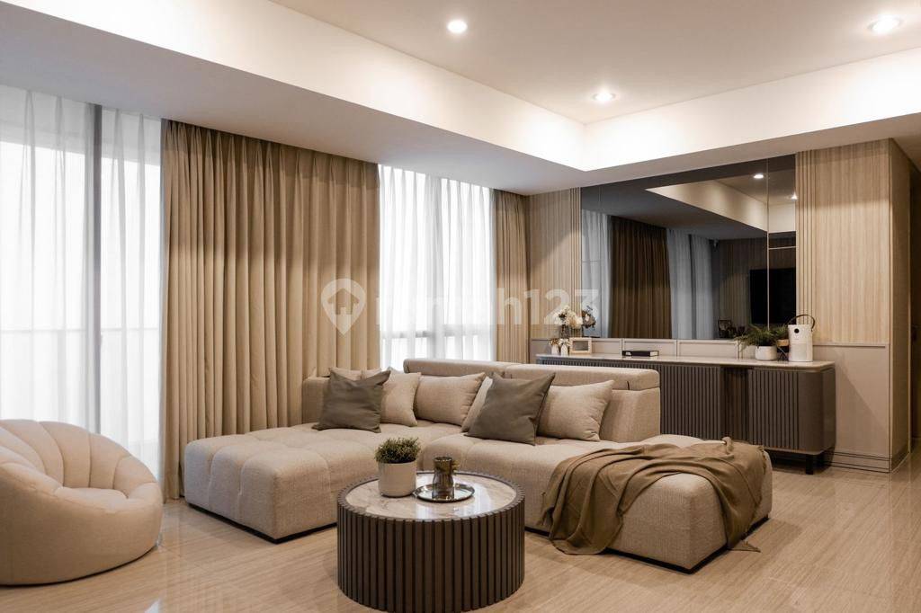Hillcrest Millennium Village Apartment with Private Lift