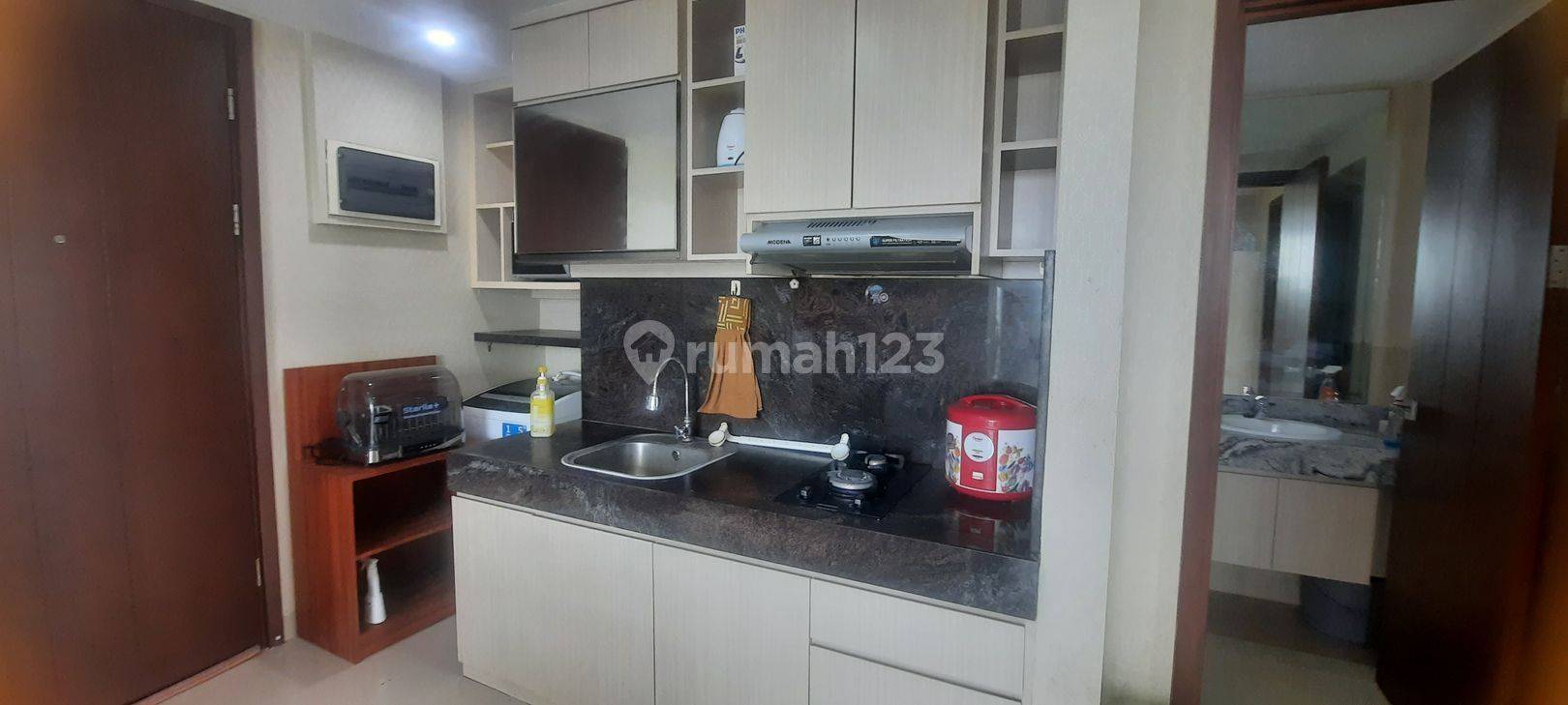 Premium 2-Bedroom Apartment in Lippo Karawaci, Tangerang