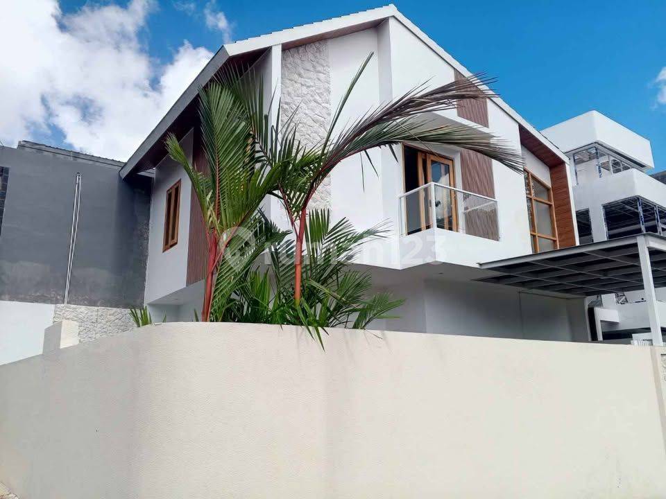 Villa in Purigading - 3 Bedrooms with Private Pool