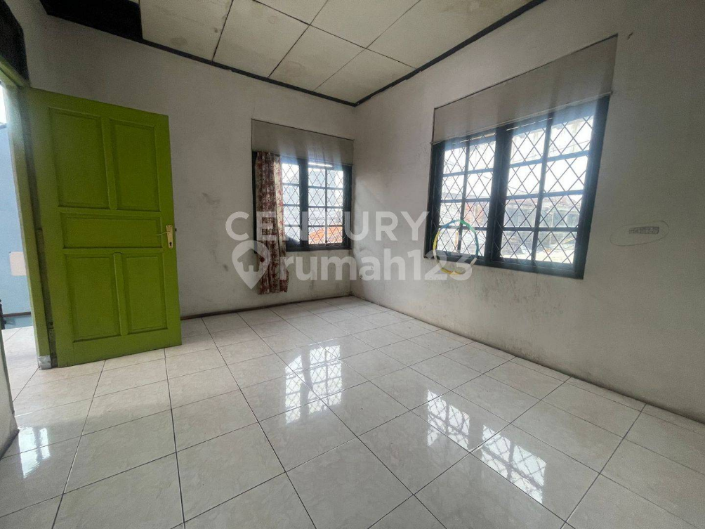 Spacious 3-Bedroom House in East Jakarta