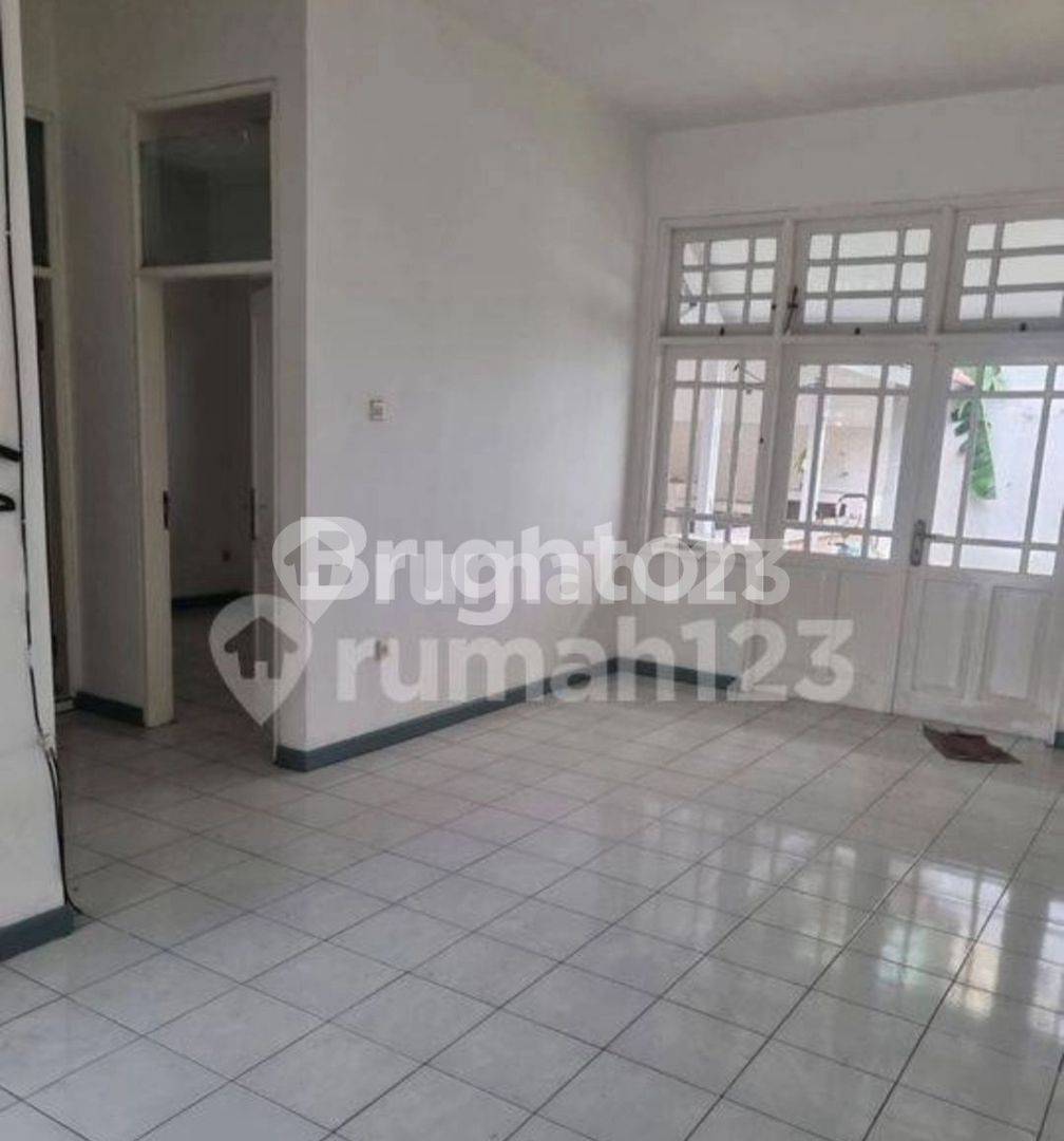 Spacious Family Home in Villa Melati, Serpong Area