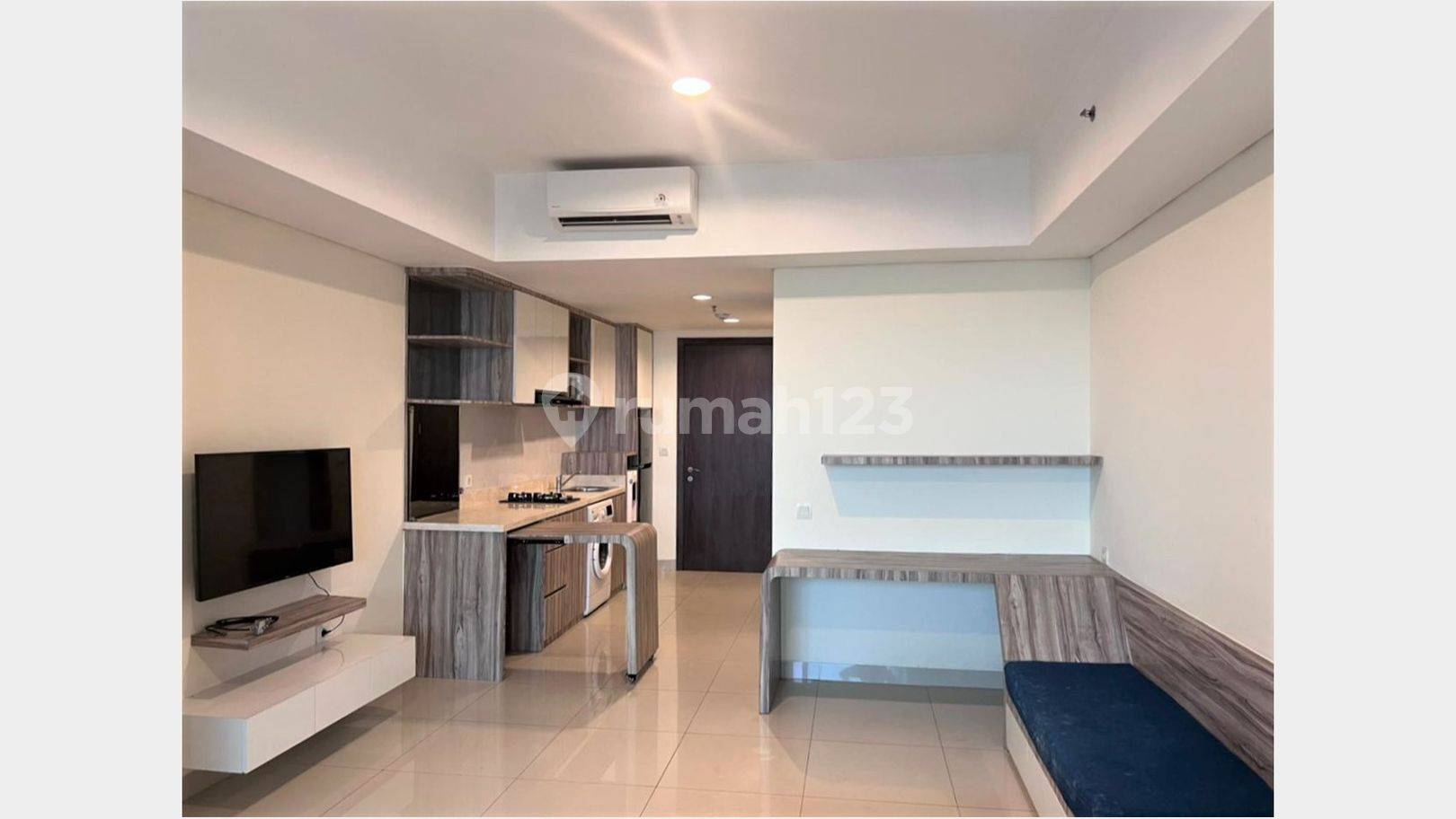Furnished Studio Apartment in Kemang Village Complex