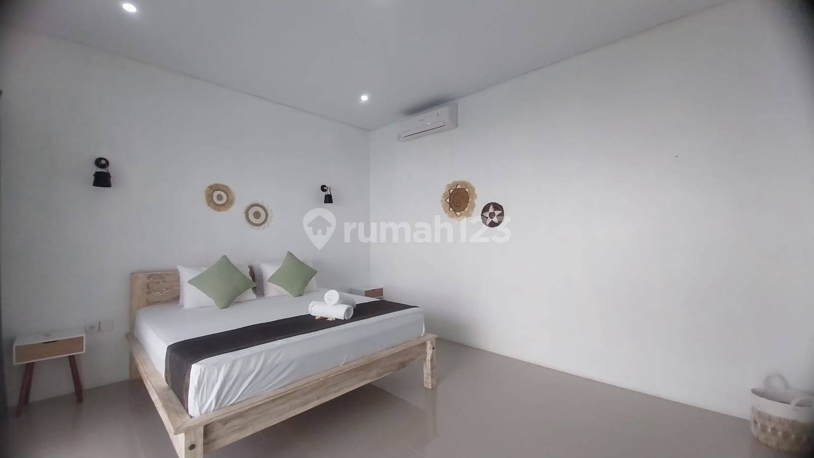 2 Bedroom Villa in Padonan with Swimming Pool