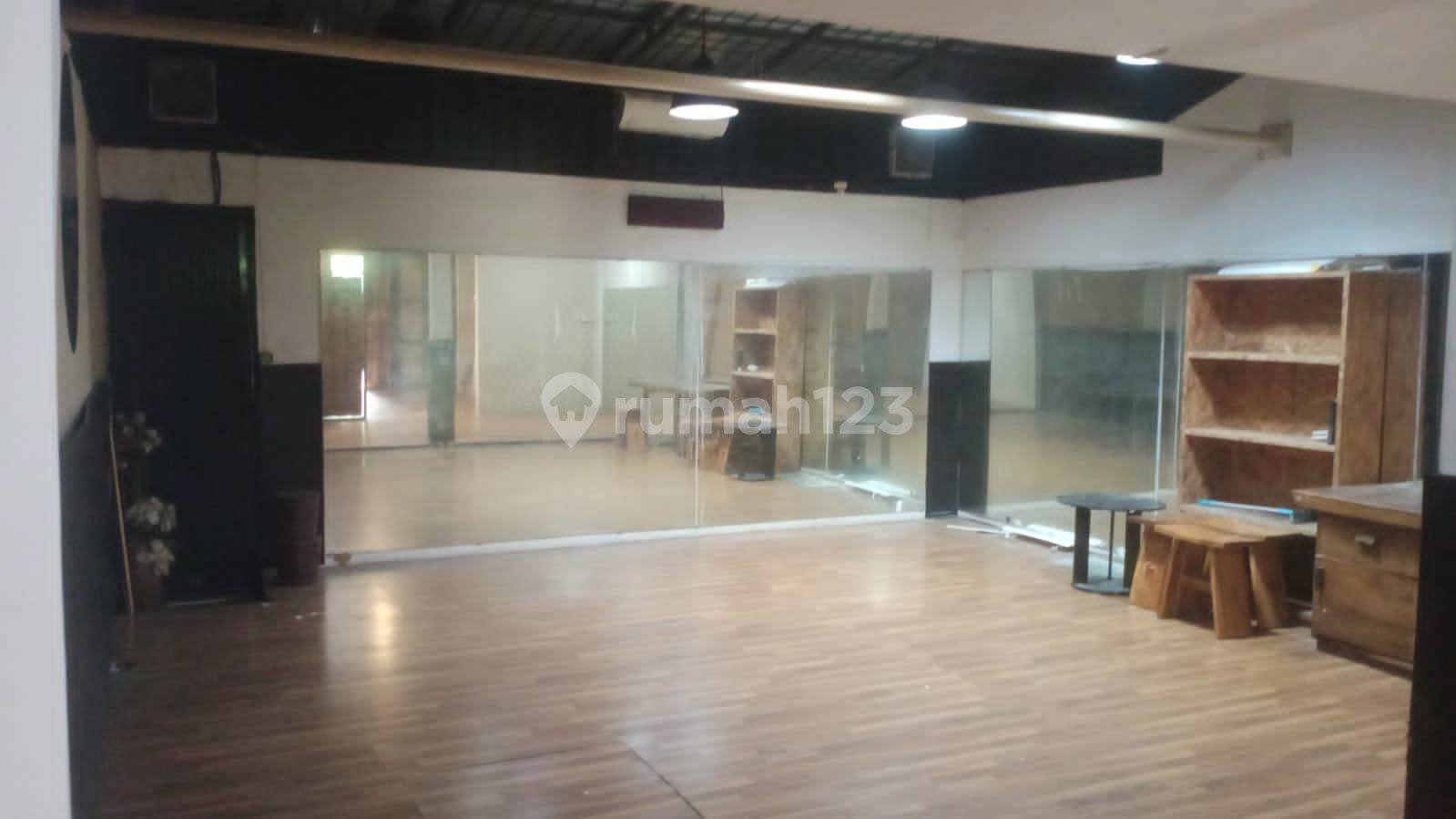 2-Story Shop House for Rent in Mekar Wangi