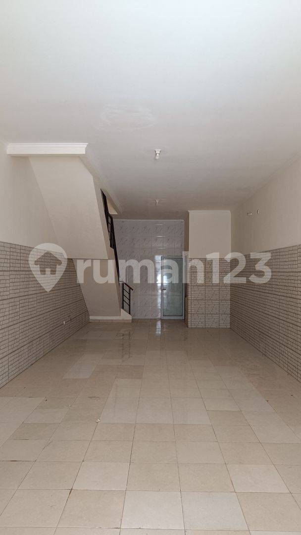 Ruko Paramount Tematik, Gading Serpong - 3-этажный коммерческий шопхаус
