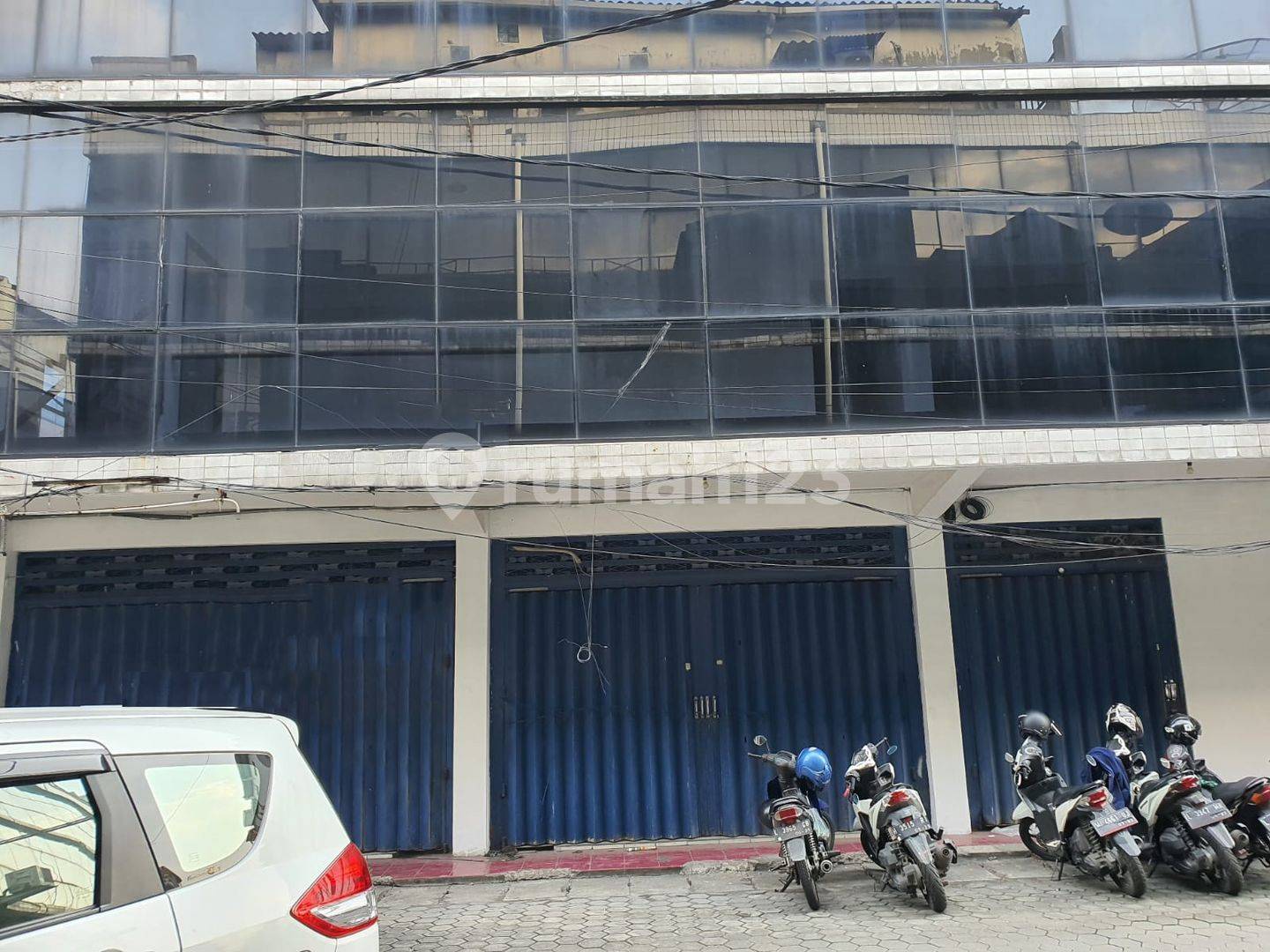 Commercial Space for Rent in East Surabaya - Strategic Location