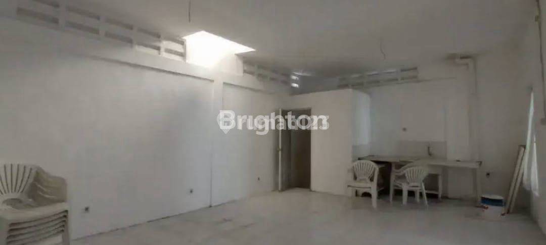 Strategically Located House Near UPN University in Surabaya