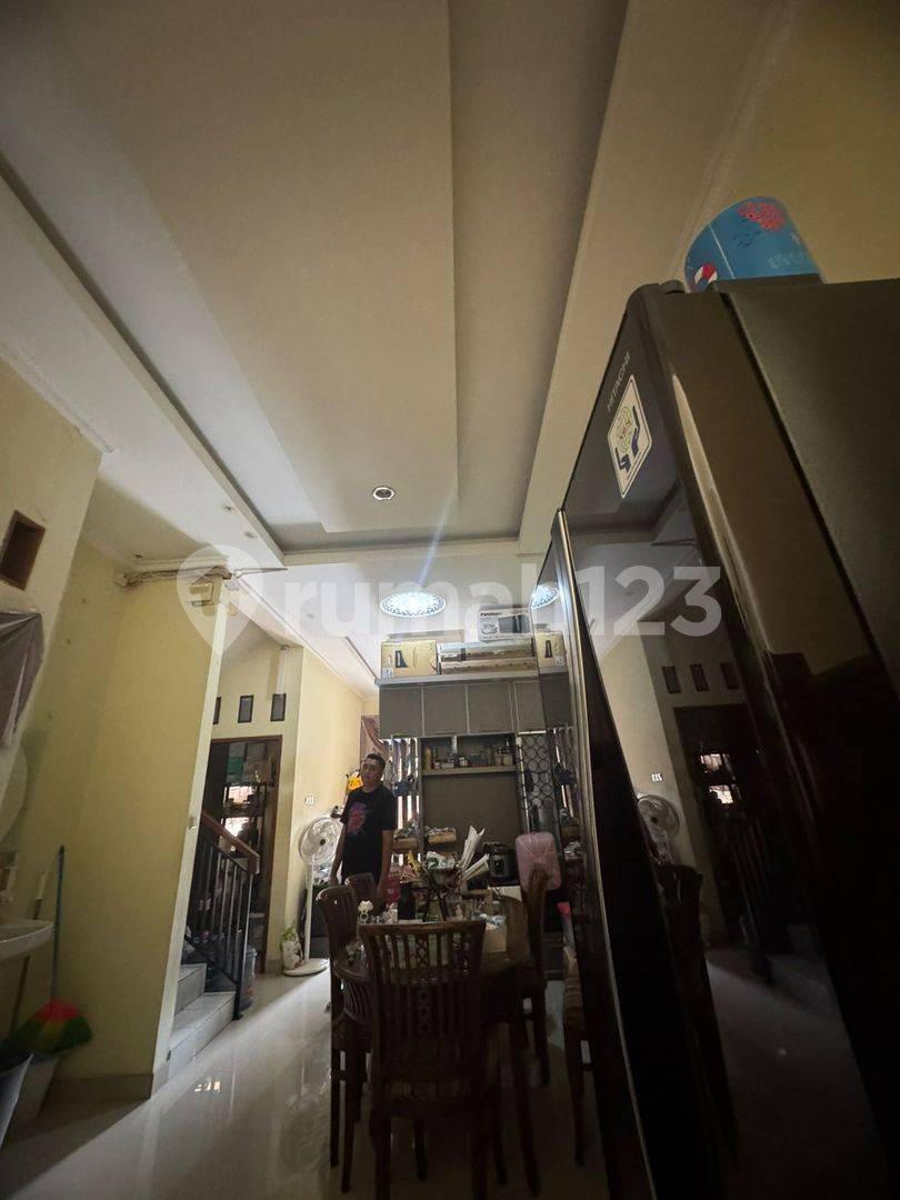 Minimalist House in Pondok Bambu, Safe and Flood-Free