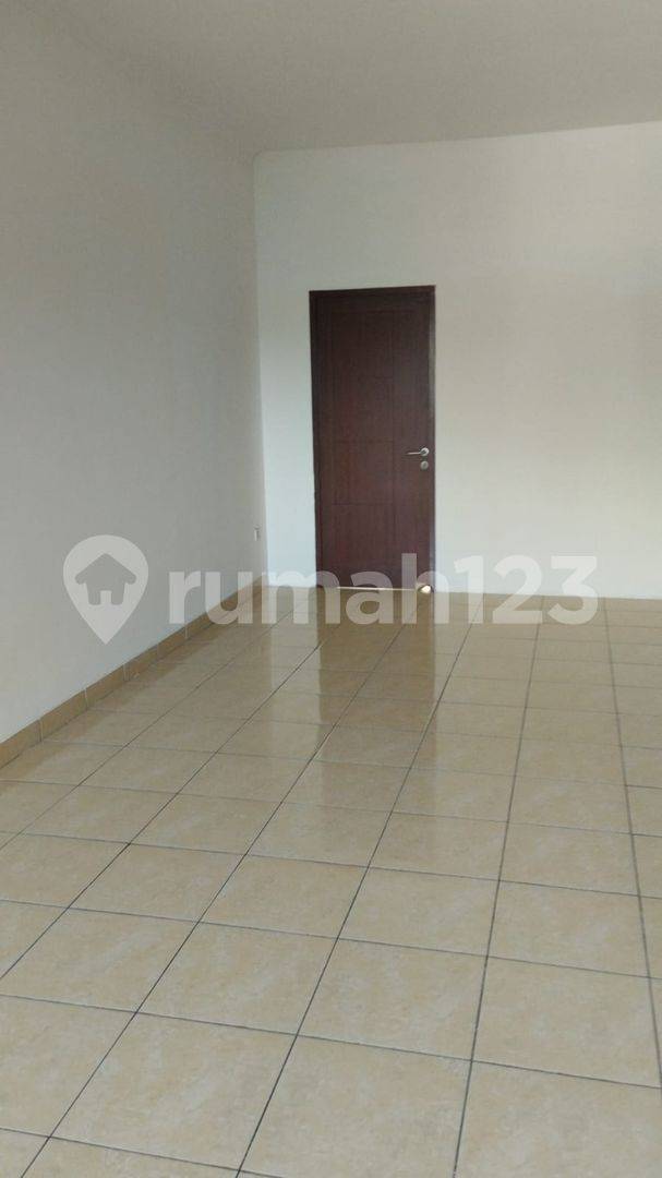 Ruko in BSD, Tangerang - Quiet Area with Multiple Nearby Facilities