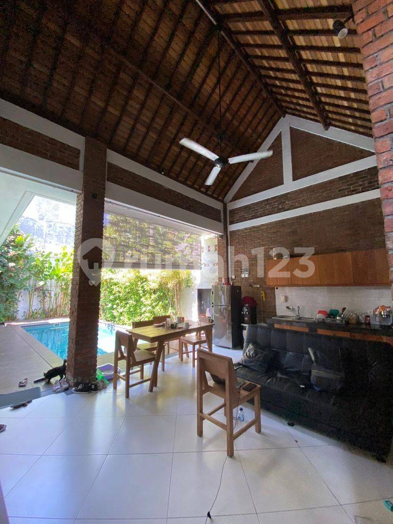 Luxury Villa in Seminyak, Badung - Elite Location with Private Pool