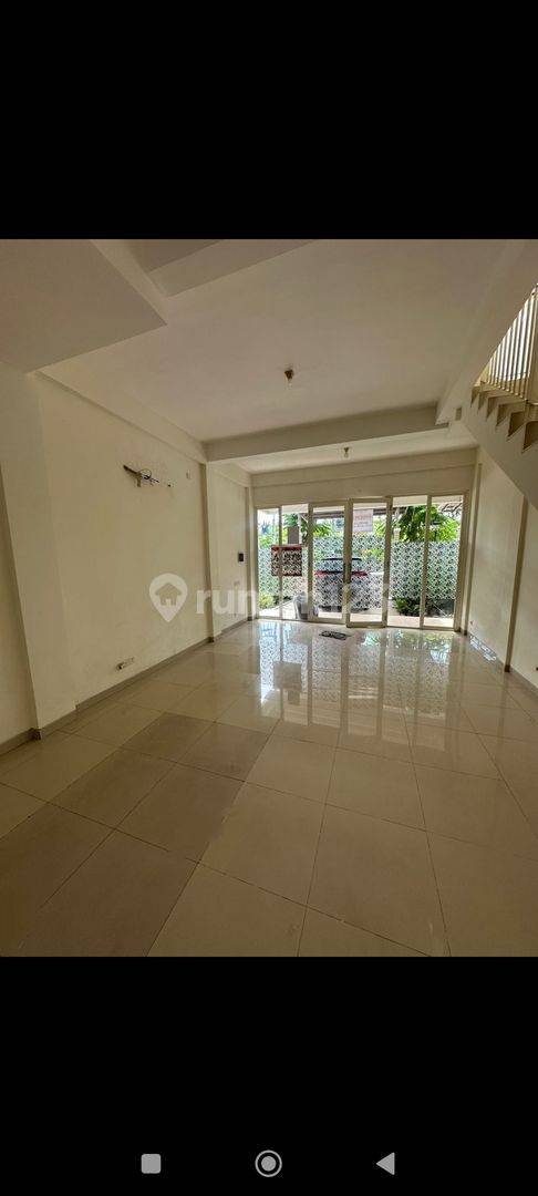 Ruko Bizhome 2 Lt di Pakuwon City - Surabaya Timur