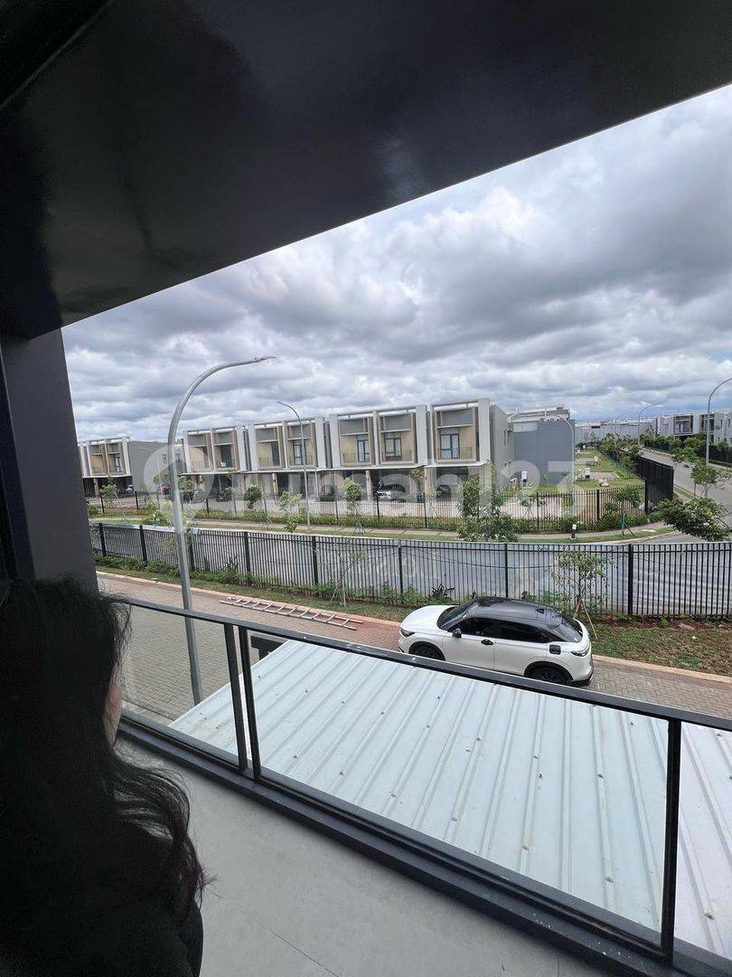 New House in BSD with 4 Bedrooms, 3 Floors, Fully Furnished