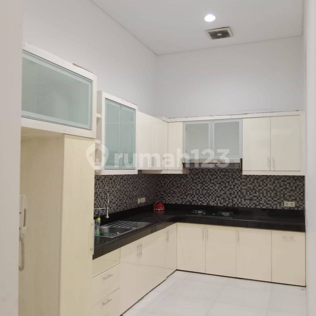 PIK 1-дегі сәнді үй - Кең 450м² жылжымайтын мүлік