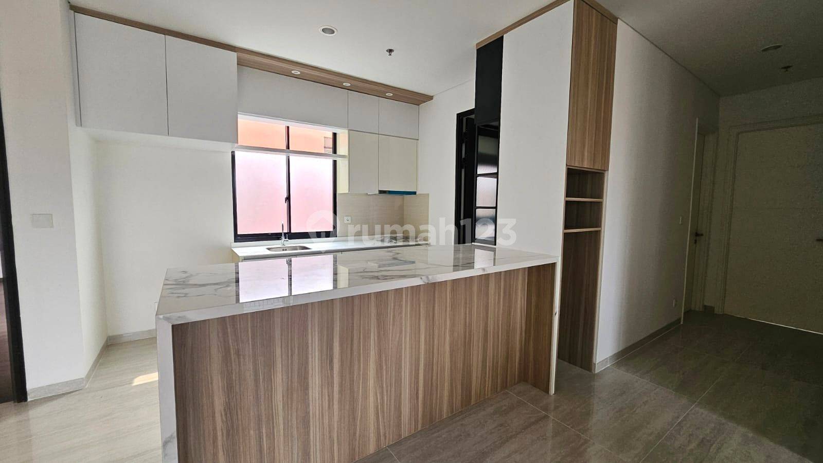 Top Floor Apartment with Pool View in Tower H, Fully Furnished