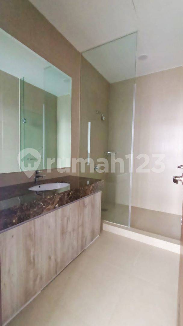 Lippo Karawaci Apartment with Strategic Location
