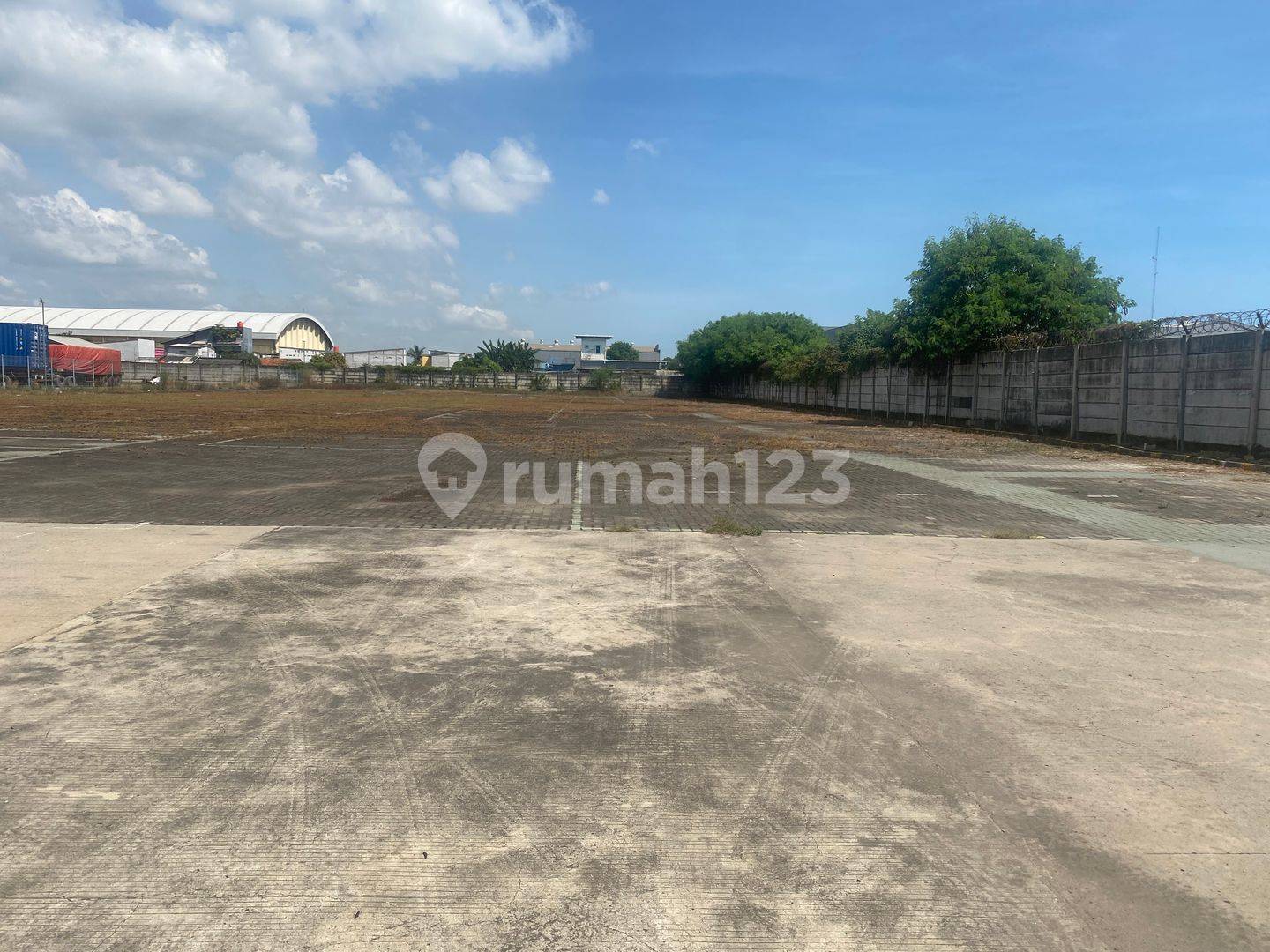 Marunda Center Land Rental - Flood-Free Location