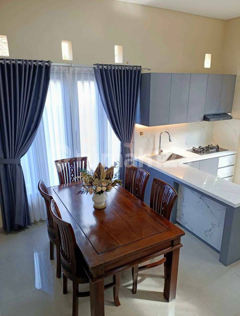 2-Story House in Taman Griya with 3 Bedrooms, Fully Furnished