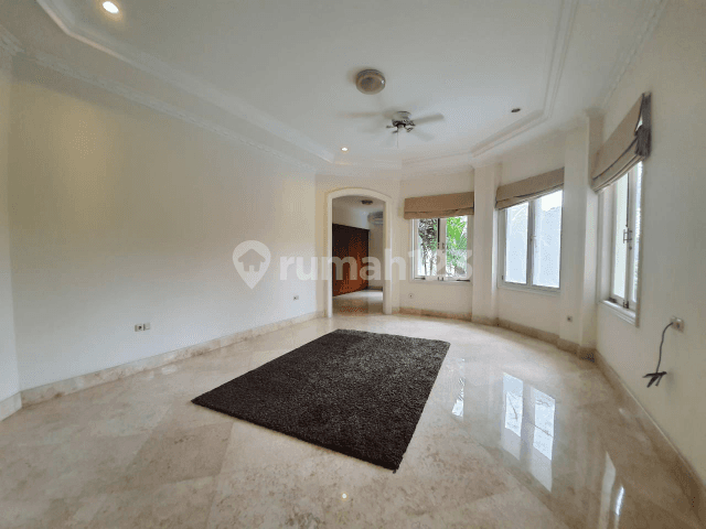 Luxurious Spacious Comfortable House with Pool