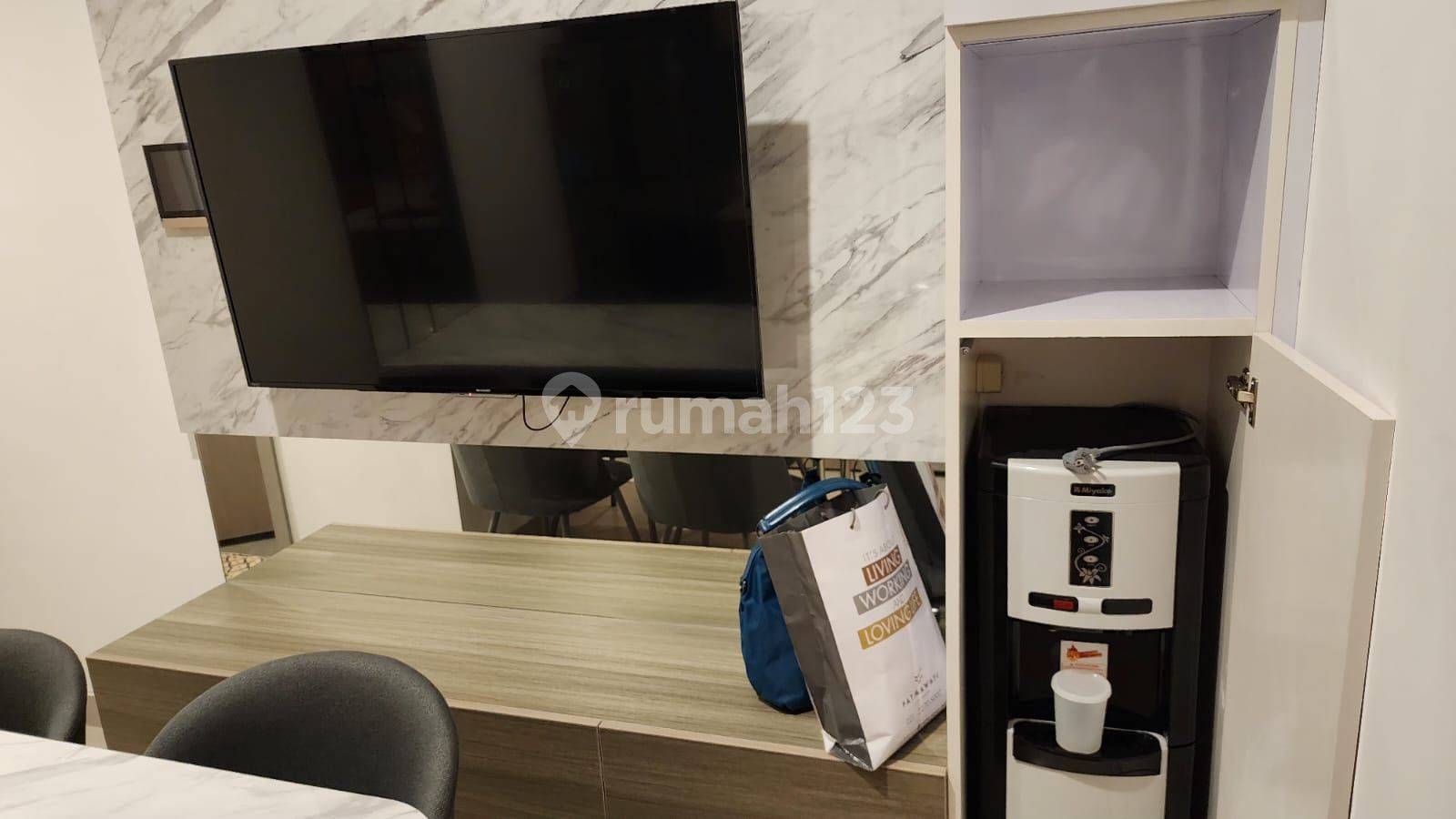 Fatmawati City Centre-дегі 2 бөлмелі пәтер, 11-ші қабат