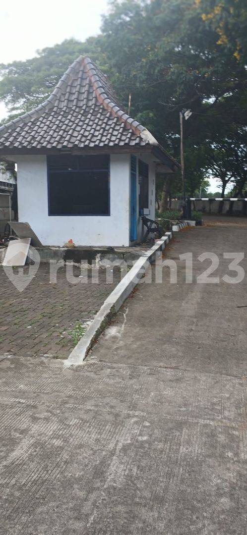Industrial Warehouse with 40ft Container Access