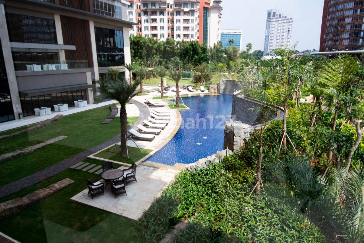 Branz TB Simatupang-дағы 5-жұлдыздық қонақ үй қызметтері бар сәнді пәтер