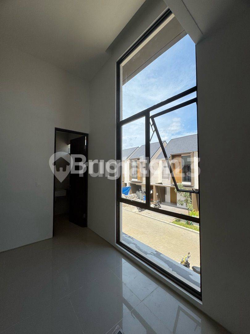 Новый комфортабельный дом в кластере Aeris Citra Garden Serpong