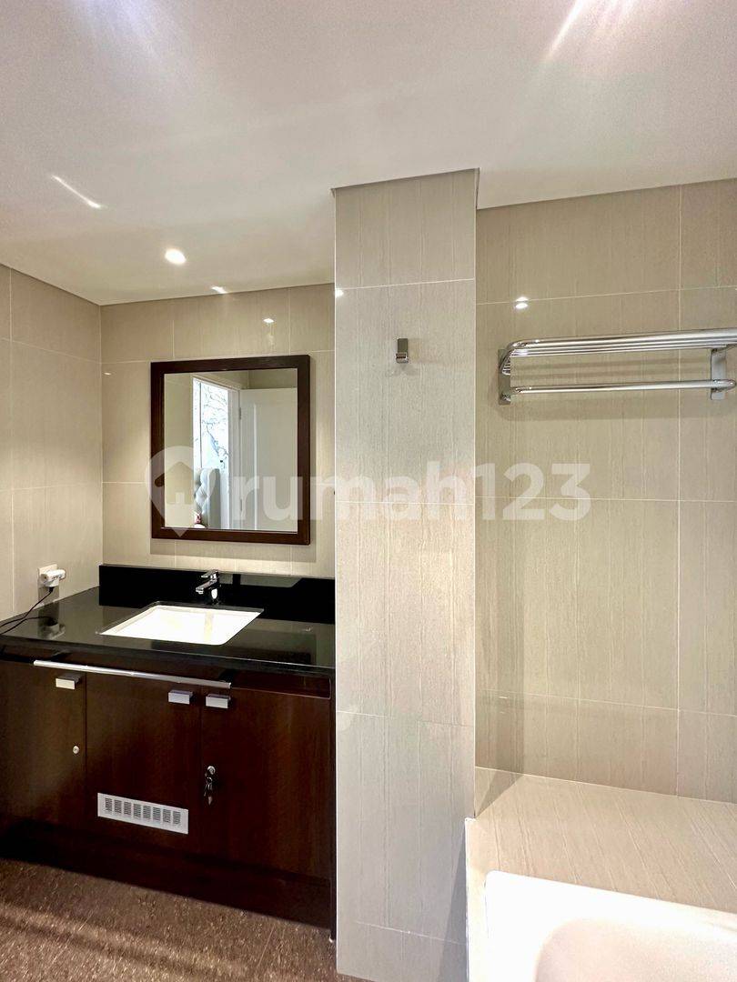 3BR Apartment at Branz BSD, Tower C, Floor 35