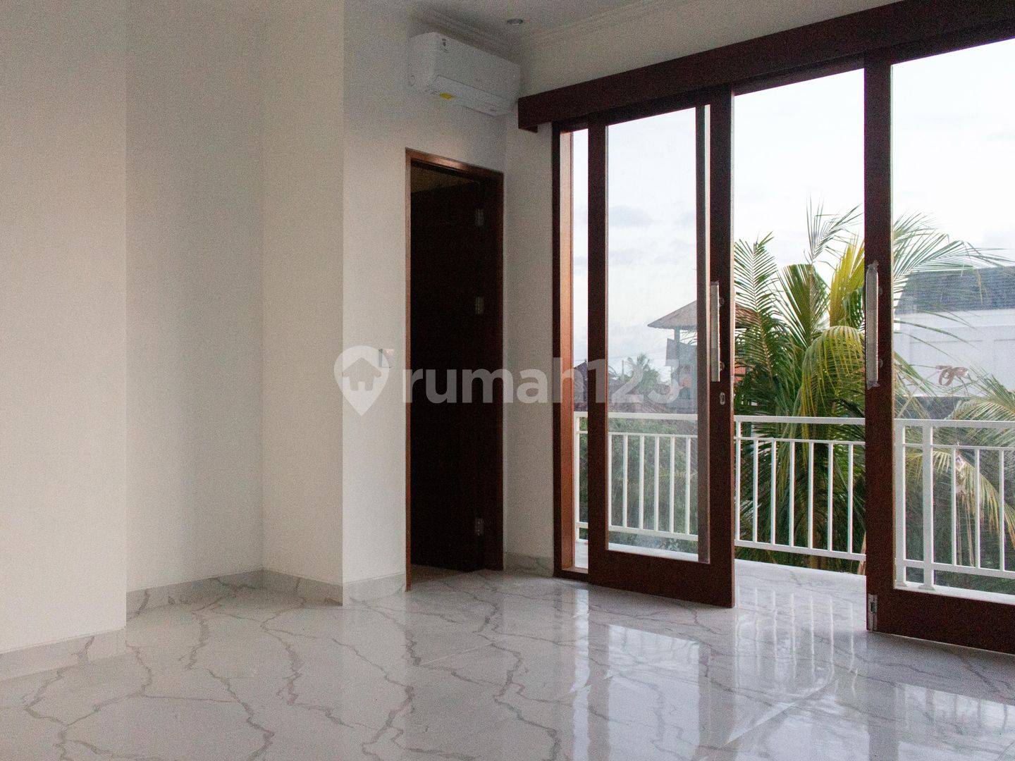 Brand New 2BR Villa with Pool in Cemagi