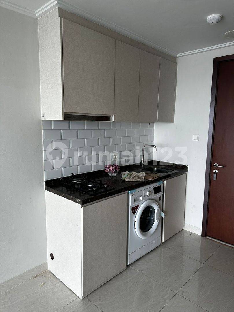 Green Sedayu Apartment - Pasadena Tower, City View, Semi-Furnished